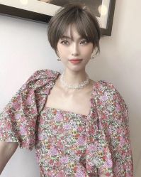 -东秀护肤造型