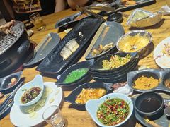 -金刚山黑牛炭火自助烤肉(西大望路店)