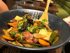 -风光老灶麻辣香锅(大成路翠微百货店)