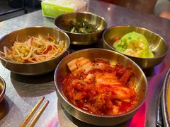 -釜山火炉·海鲜烤肉(紫藤路店)