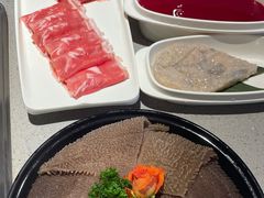 -海底捞火锅(新松江路生日主题店)