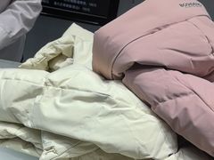 -福奈特洗衣洗鞋(宝华广场店)