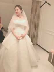 -GRACE KELLY婚纱与礼服(北京店)
