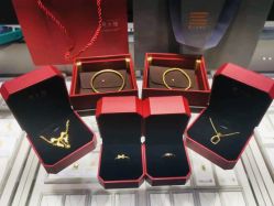 -周大福CHOW TAI FOOK(万象城店)