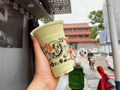 牛油果+益力多-花姨·老电影院果汁冰(88号店)