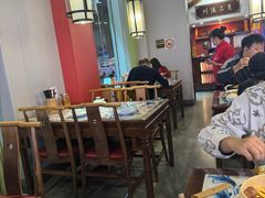 -川流不息·地道川菜·小龙虾(新松江路店)