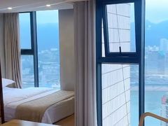 -闲隅江景艺术酒店(解放碑洪崖洞总店)