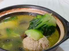 溱湖蟹黄蟹狮子头-溱湖八鲜菜馆