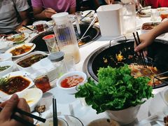 -鲁员外地锅鸡地锅鱼(古墩路店)