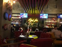 -HIGH FIVE哈福手工汉堡(桂林路店)