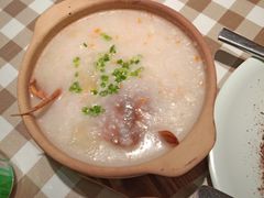 -新大咀港式茶餐厅(宝山万达店)