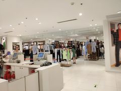 -优衣库(武汉国际广场店)