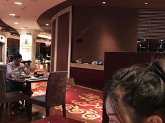 -荣誉国际酒店-云顶旋转餐厅