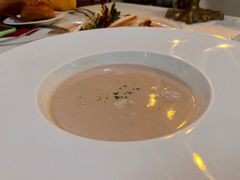 奶油松茸汤配蟹肉-马克西姆餐厅(崇文门店)