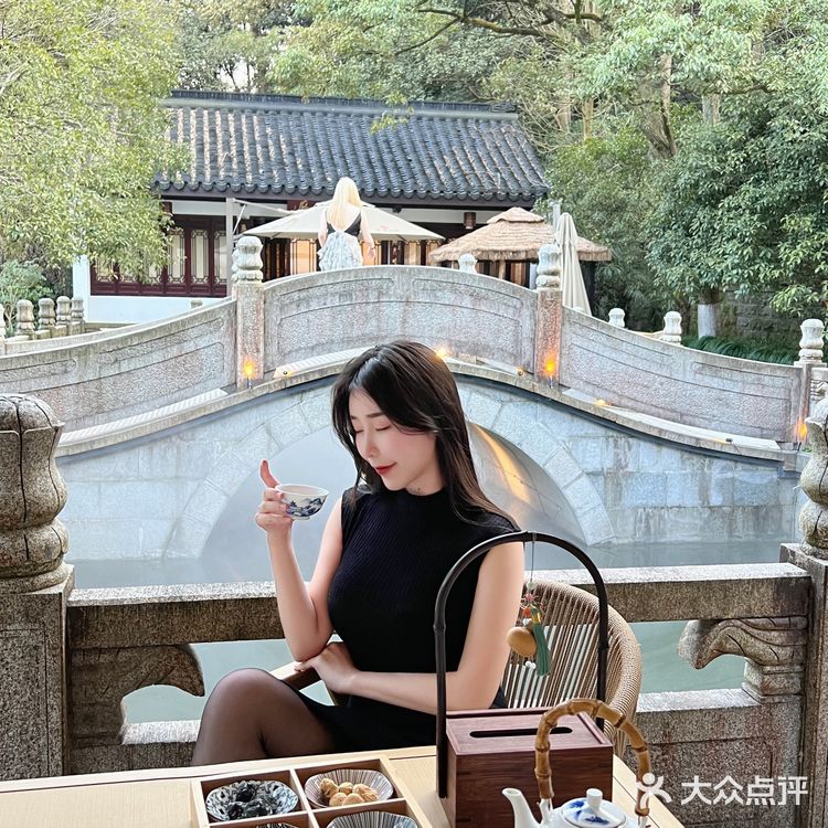 · ️理安寺古称“涌泉禅院”