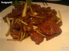 干炒牛河-鹿港小镇(霄云店)