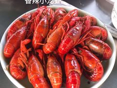 -冰冰龙虾·江湖菜·花园江景餐厅
