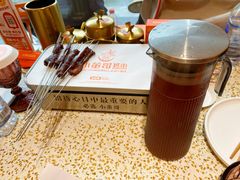 现榨草莓汁-小董哥烤串·爆汁大油边(故宫店)