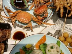 -嗨辣小聚·盘锦河蟹·海鲜烧烤龙虾(盘锦十年好店)