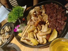 -一朵菌·野生菌探索家火锅(南亚店)