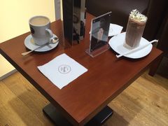 -VENCHI 闻绮(上海佛罗伦萨小镇店)