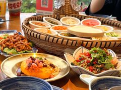 -包整·丝娃娃(一览甲秀楼风景店)