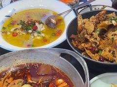 -川流不息·地道川菜·小龙虾(松东路店)