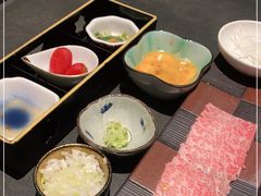 -铭牛烧肉·和牛海鲜自助(高新月牙湖店)