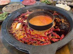 -黄潇洒老火锅(九眼桥宏济巷店)
