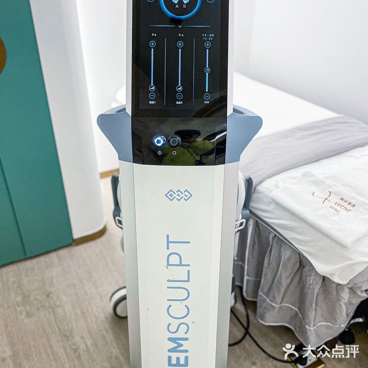 成都｜卡戴珊同款美体黑科技‼️躺着Get腹肌