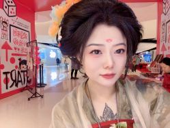 -支流映画摄影·汉服妆造跟拍(本宫来了银泰店)