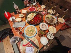 -周小明火锅(黑金冠社区店)