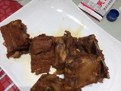 -吴记酱骨炖菜馆(西大直街店)