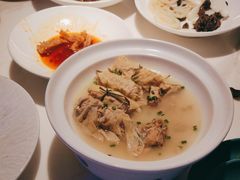 -荷塘秋月·本帮江浙菜(国权路店)