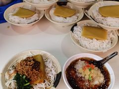 -洪记凉米线(新兴路店)