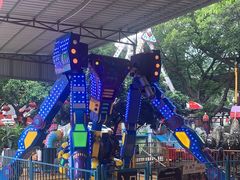 -顺德大良半月城游乐场