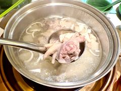 -润园四季椰子鸡火锅(卓越INTOWN店)