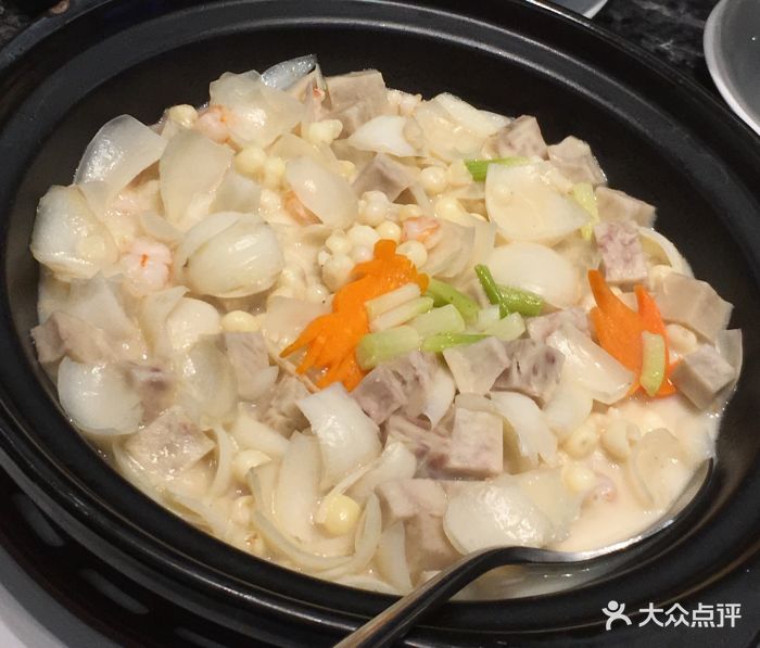 韩上楼大酒楼百合芡实煲图片