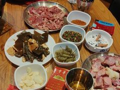 -合易泓烤肉•首创生椰大油边(宁山路店)