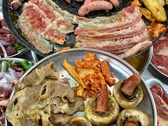 -猪啊牛呀羊啊铜盘烤肉(正大广场店)