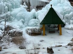 -大平台龙居瀑布旅游区