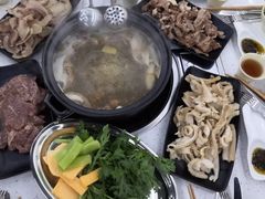-牛知府云南菌汤鲜牛肉火锅(肖家湾店)