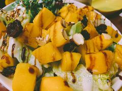 -BHC炸鸡(明洞总店)