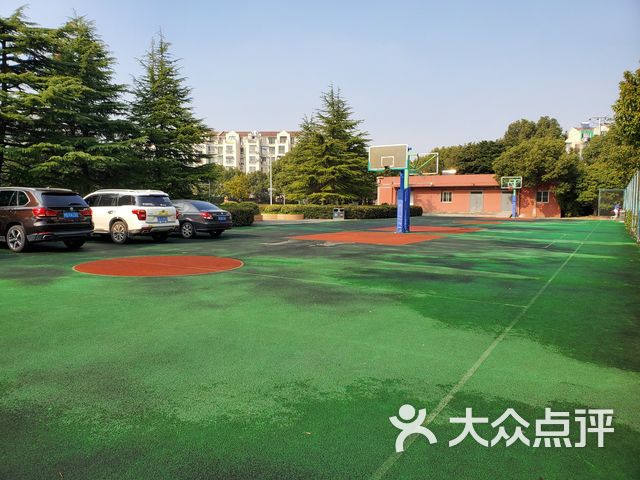 上海市杨思中学东校区