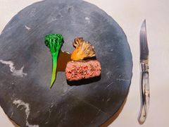 安格斯牛排配灰树花-三嚥阁 La Villa Restaurant