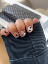 -UGIRL有个美甲