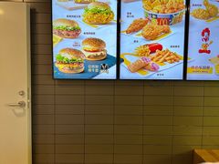 -麦当劳(中骏世界城店)