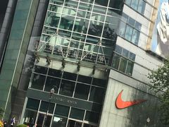 -上海世茂广场(南京东路店)