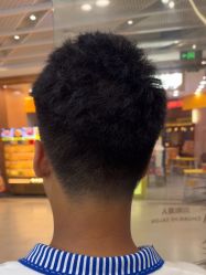 -川和潮人