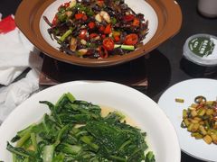 -鸽子侯·家宴·平价海鲜(市图书馆店)